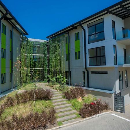 Bee Suites Santa Ana Экстерьер фото