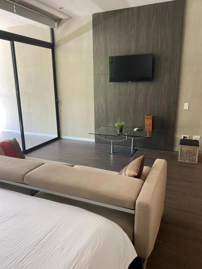 Bee Suites Santa Ana Экстерьер фото