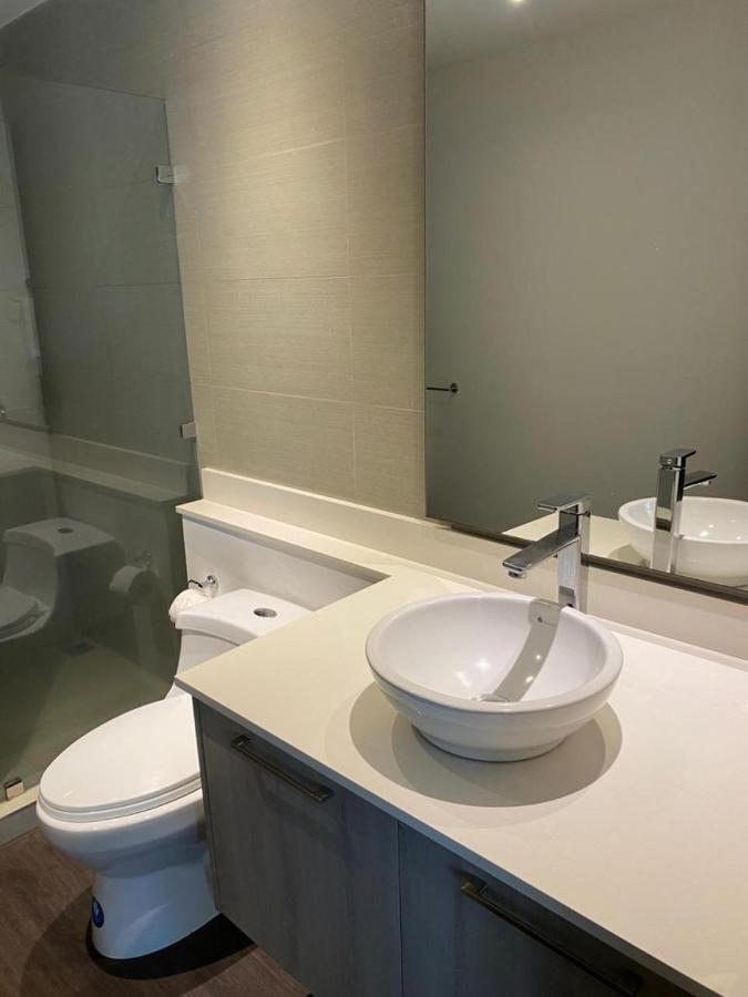Bee Suites Santa Ana Экстерьер фото