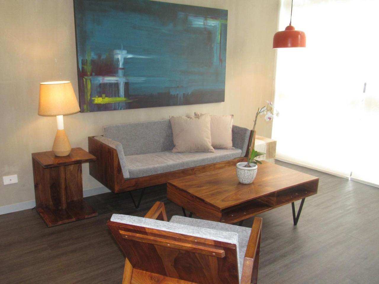 Bee Suites Santa Ana Экстерьер фото