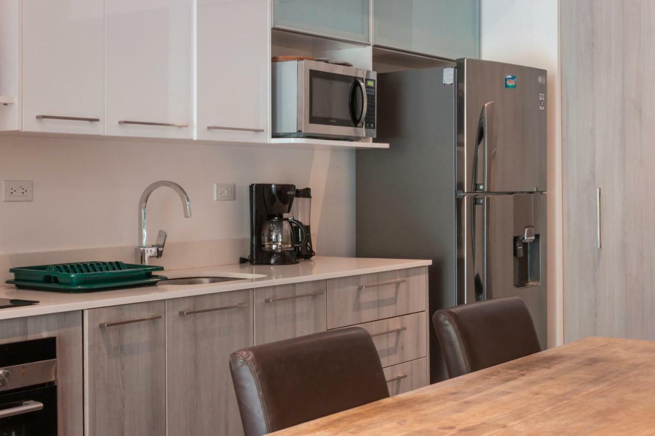 Bee Suites Santa Ana Экстерьер фото