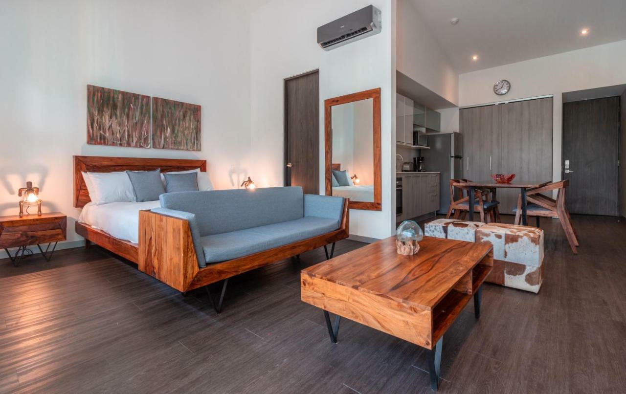 Bee Suites Santa Ana Экстерьер фото